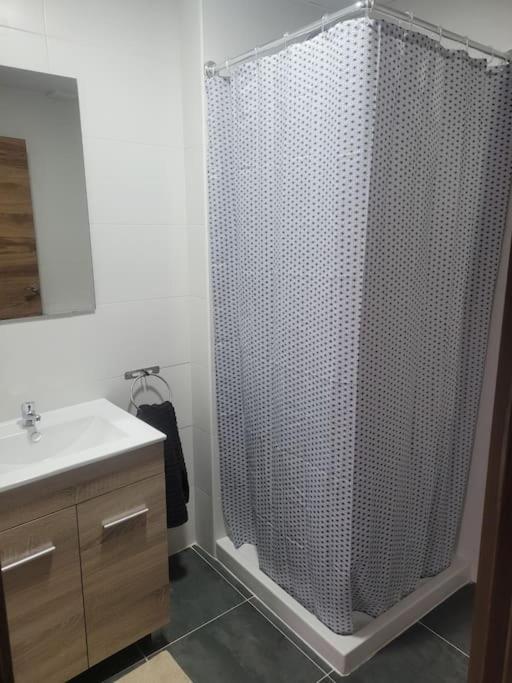 Apartamento Kuko Con Wifi Al Lado Metro Bilbao Eksteriør billede